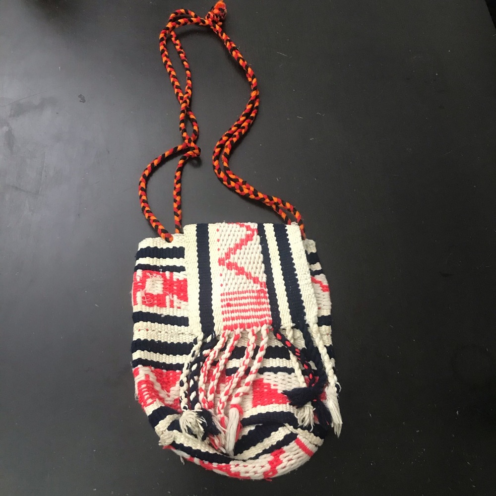 Knit Peruvian bag perfect condition